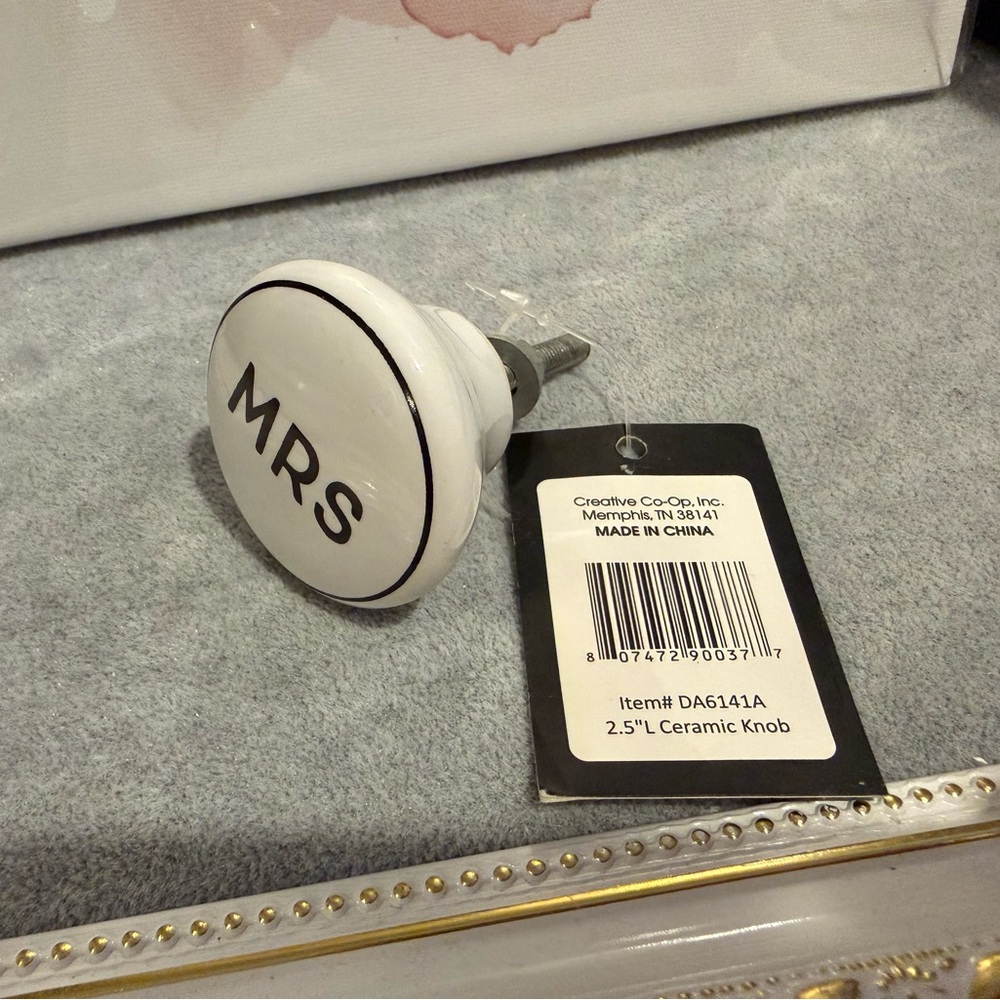 "MRS" Ceramic Knob